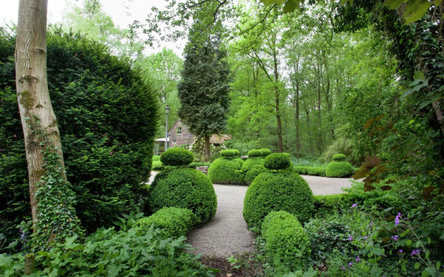 Delightful Chalet in Opglabbeek near Lake