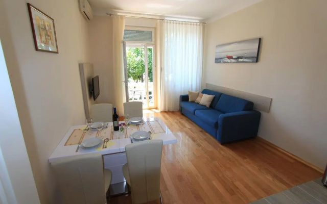 Apartment Laura
