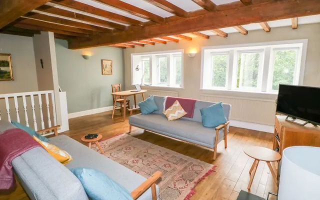 Bamforth Cottage