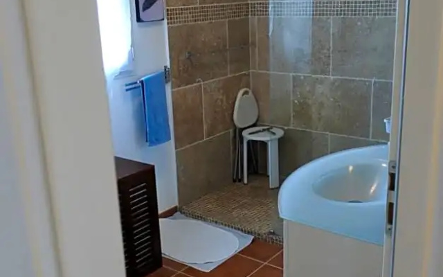 Patrimonio chambre avec commodités chez l’habitant