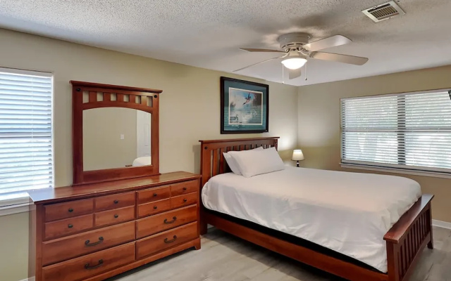 The Yellow House by Southern Vacation Rentals