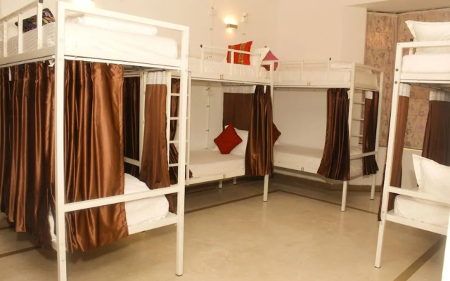 Datstop Hostel