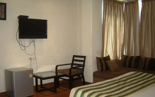 Hotel Anand Retreat