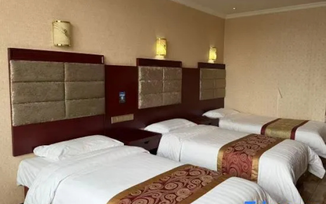 Nuo Bu Cang Hotel