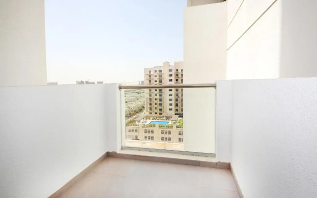 New Arabian Apartment Al Furjan