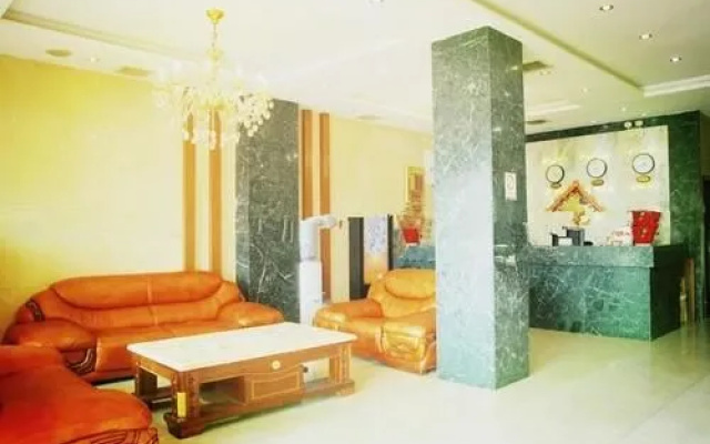 Jun Yi Hotel(中铁连锁君怡酒店(长沙汽车南站店))