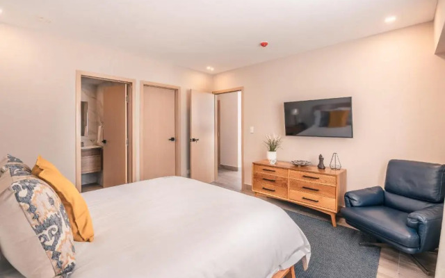 Most Exclusive Condo- Hotel in Town -901