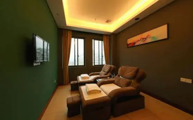 Jixi Haina Baichuan Hotel