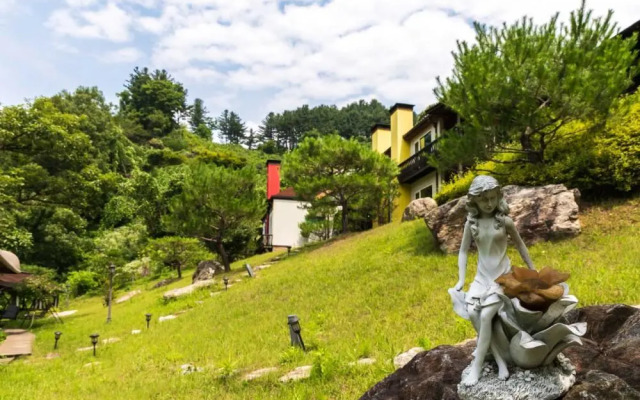 Yangpyung Lavin Pension