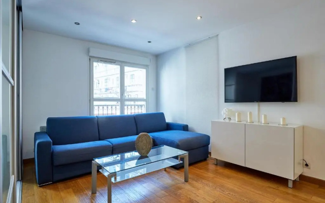 401 Suite Martine