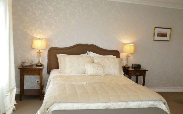 Casa Aquila Boutique Bed and Breakfast