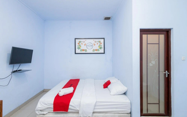RedDoorz Near Wisata Museum Angkut 3