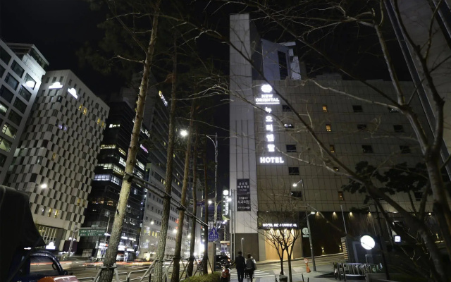 New Oriental Hotel