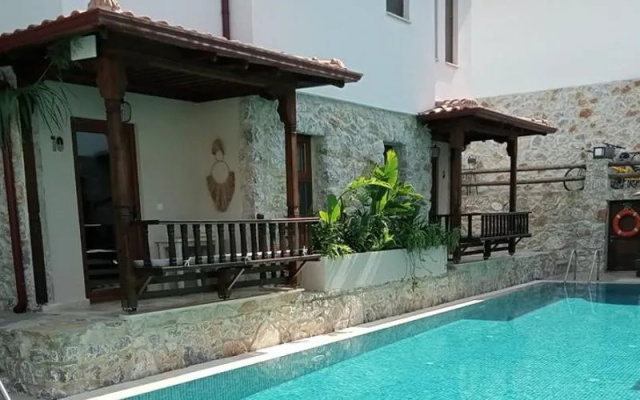 Okapi Suites Otel