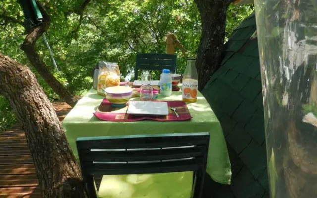 B&B La Cabane Insolite