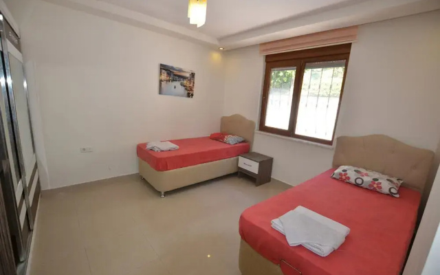 Luxury 5 Bedroom Villa With Communal Pool, Alanya Villa 1038