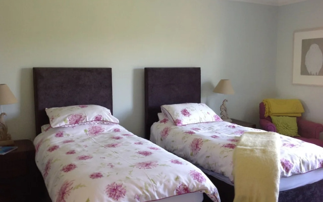 Bolt Hole Earnley