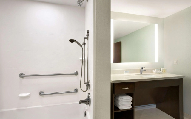 Homewood Suites by Hilton Mobile I-65/Airport Blvd, AL