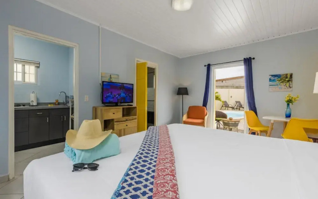 Spacious 7BR 6BA Villa 2 Pools Walktobeach
