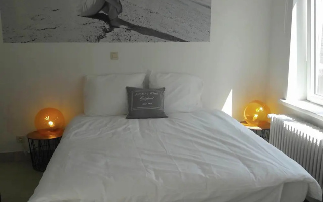Captivating Villa in de Panne with Garden