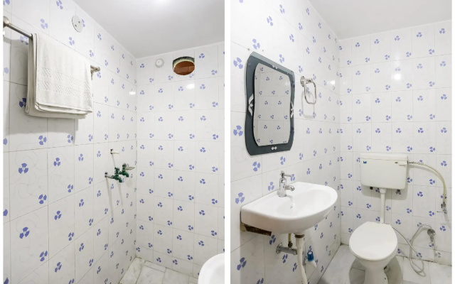 Maitri Paying Guest House by OYO Rooms