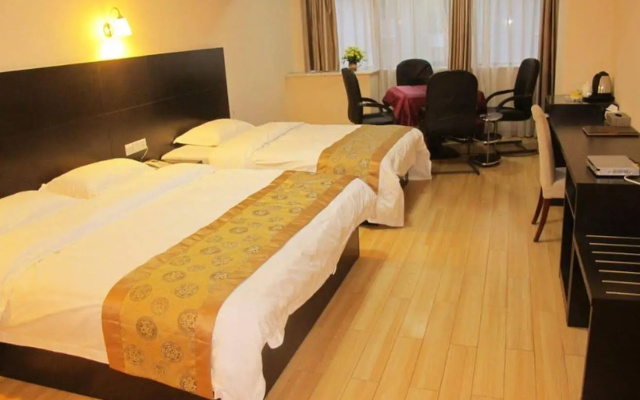 Chengdu Huijun Hotel