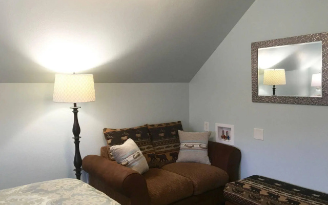 Torch Lake Bed & Breakfast