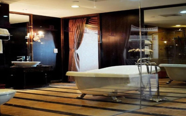 Qingdao Danube International Hotel