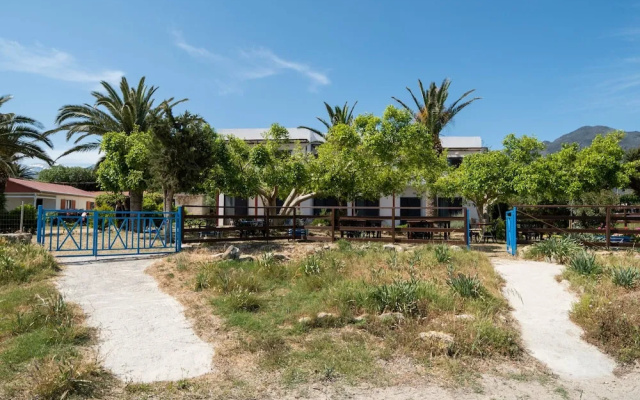 Milos Studios & Beach House