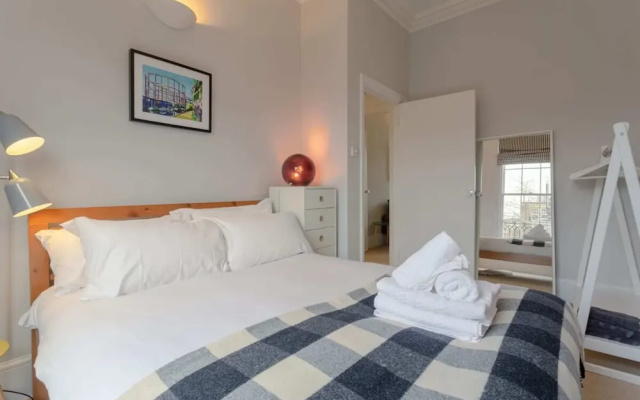 Vibrant 1 Bedroom Flat In Islington With Garden