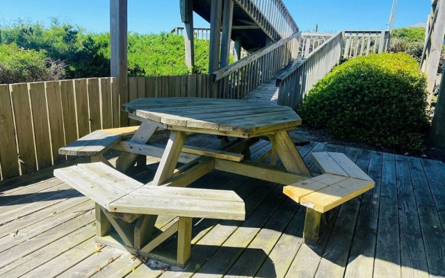 Bridgecrest - 4 Br Home