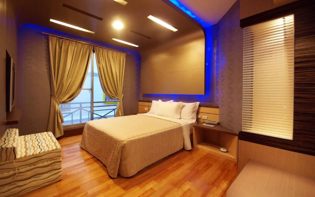 Ibiza Kenting Hotel II