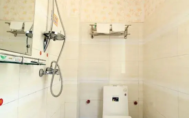 Guilin yiran Hotel (Weizhou Park Branch)