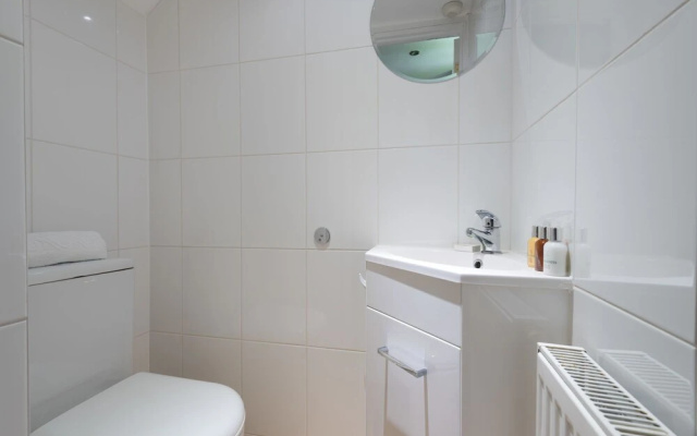 Charming Golders Green Home by Hampstead Heath