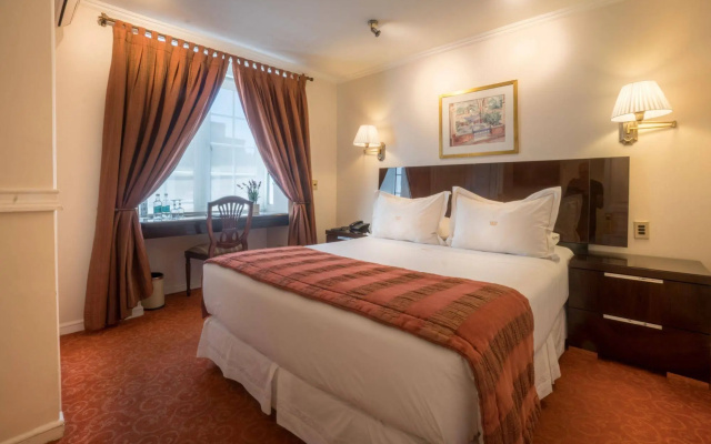 Hotel Orly
