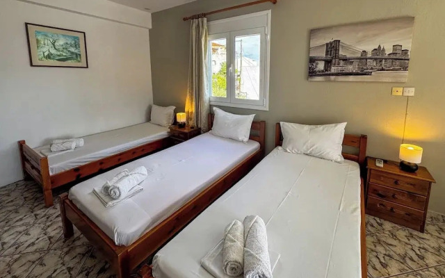 Skiathos Platis House