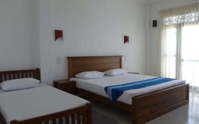 Отель Czech Beach Resort Шри-Ланка, Пляж Golden Mile - отзывы, цены и фото номеров - забронировать отель Czech Beach Resort онлайн комната для гостей