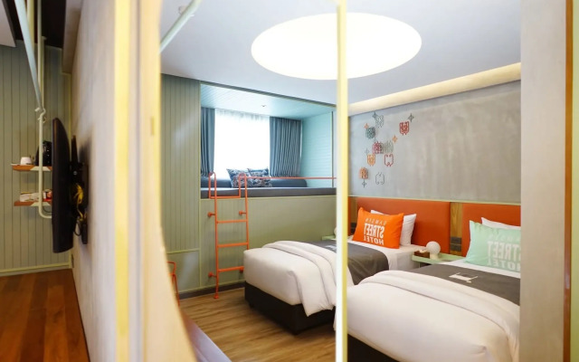 Samsen Street Hotel