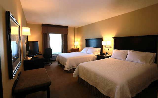 Hampton Inn & Suites by Hilton Laval