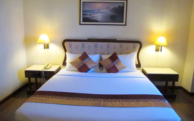 Lee Gardens Hotel