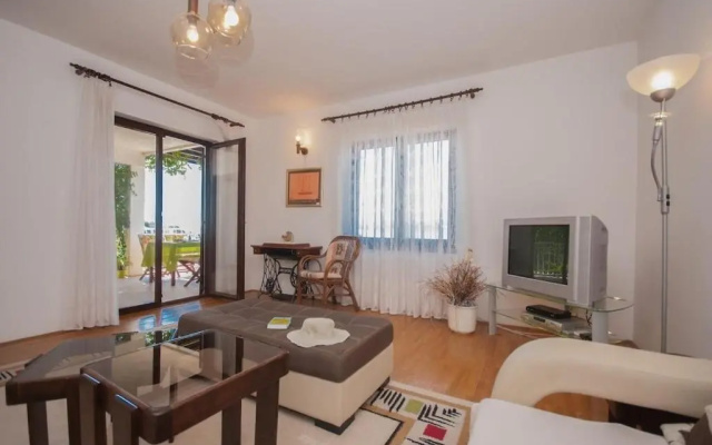 Apartment Sunny