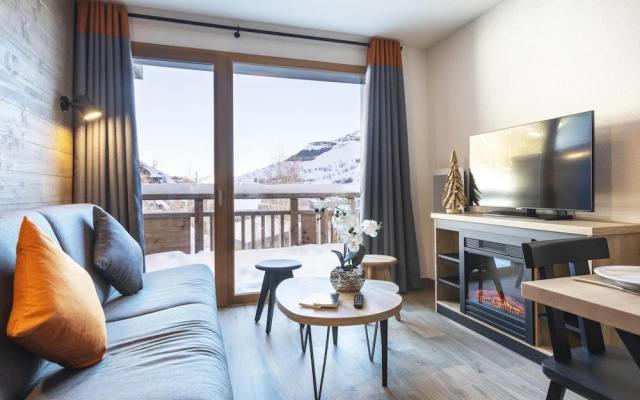Apartment in Les Deux Alpes With Mountain Views