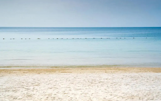 Diamond Beach Resort