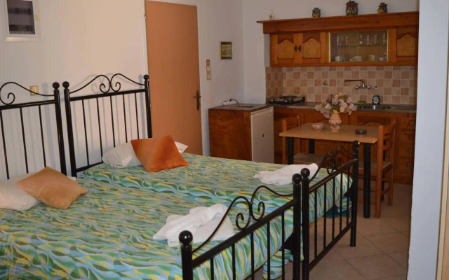 Hermoupolis Rooms