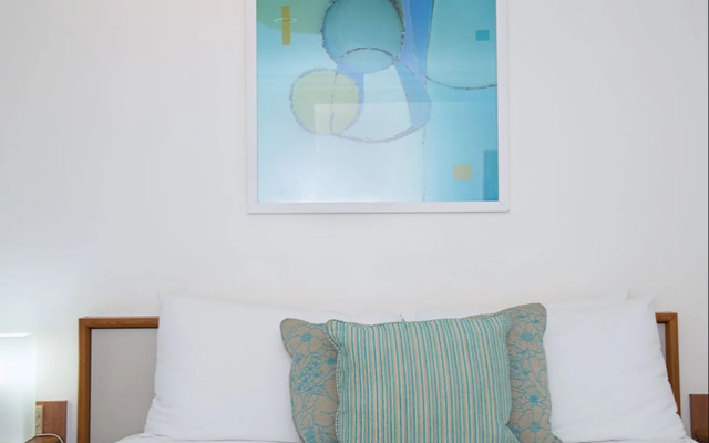 Townhouse Hotel