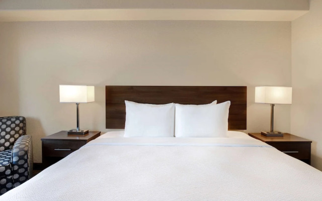 Days Inn & Suites Yorkton