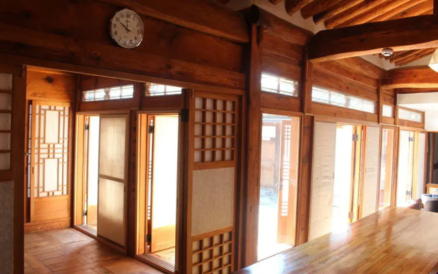 Myeonggajae Guest House