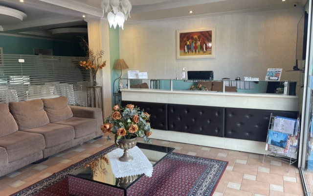 Di Rausis Hotel