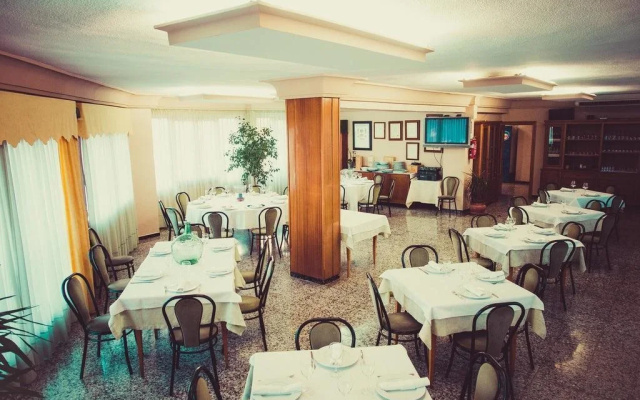 Hotel Moreno