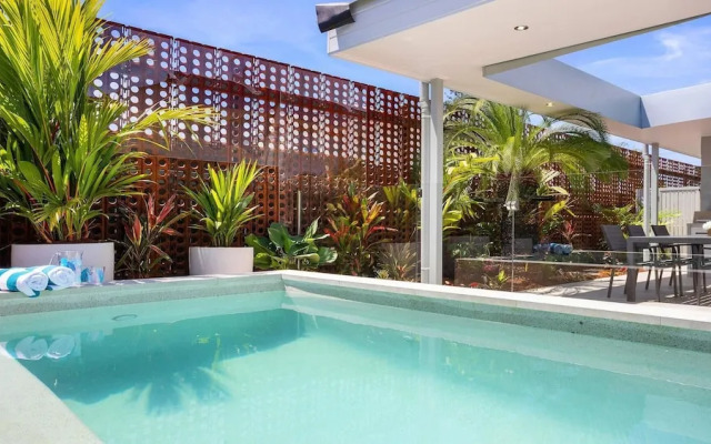 Your Luxury Escape - Ocean Pearl